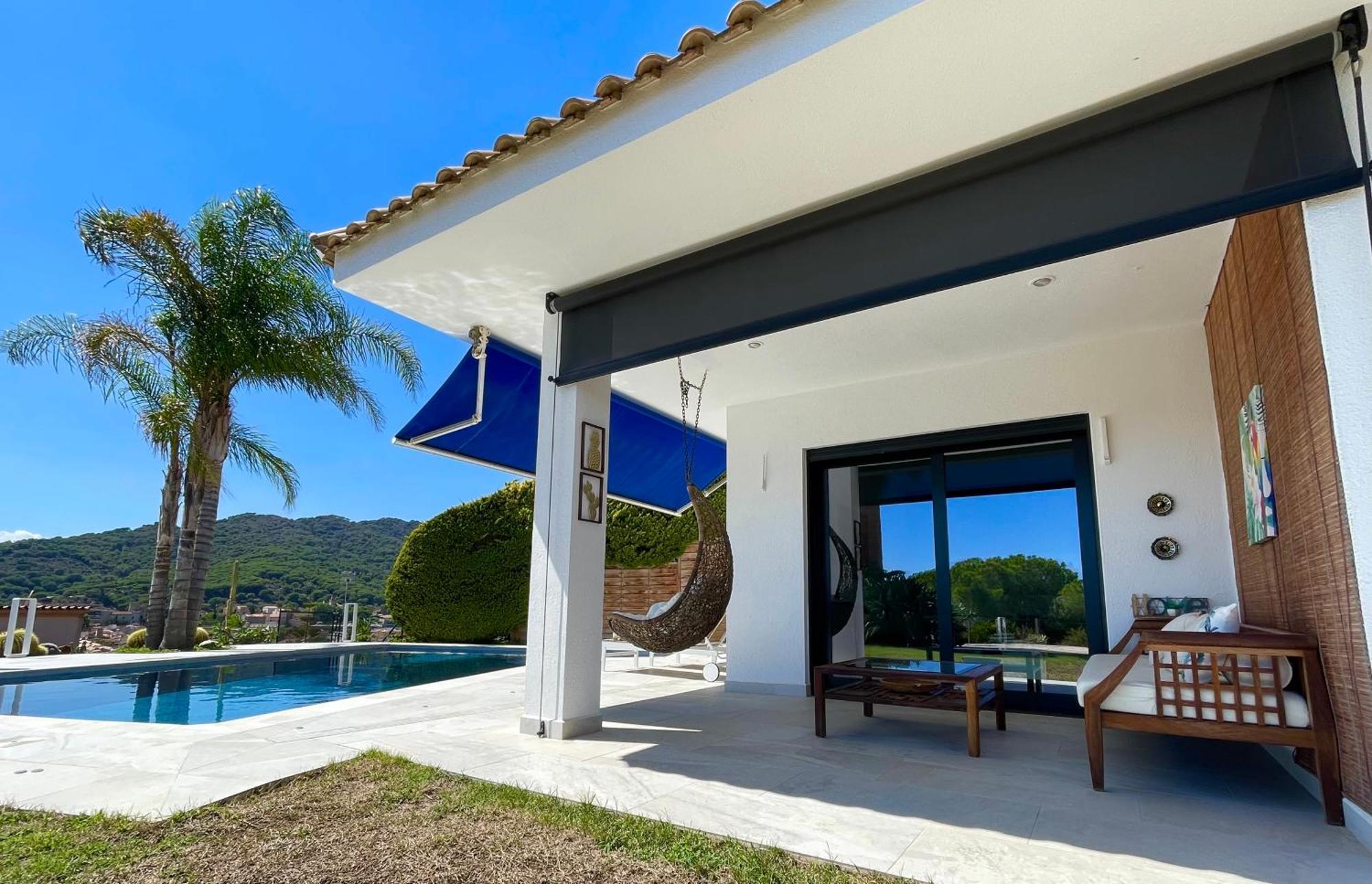 Palm Maresme - Suite With Bathroom And Terrasse With Ocean Views In A Private Villa Vilassar De Dalt Extérieur photo