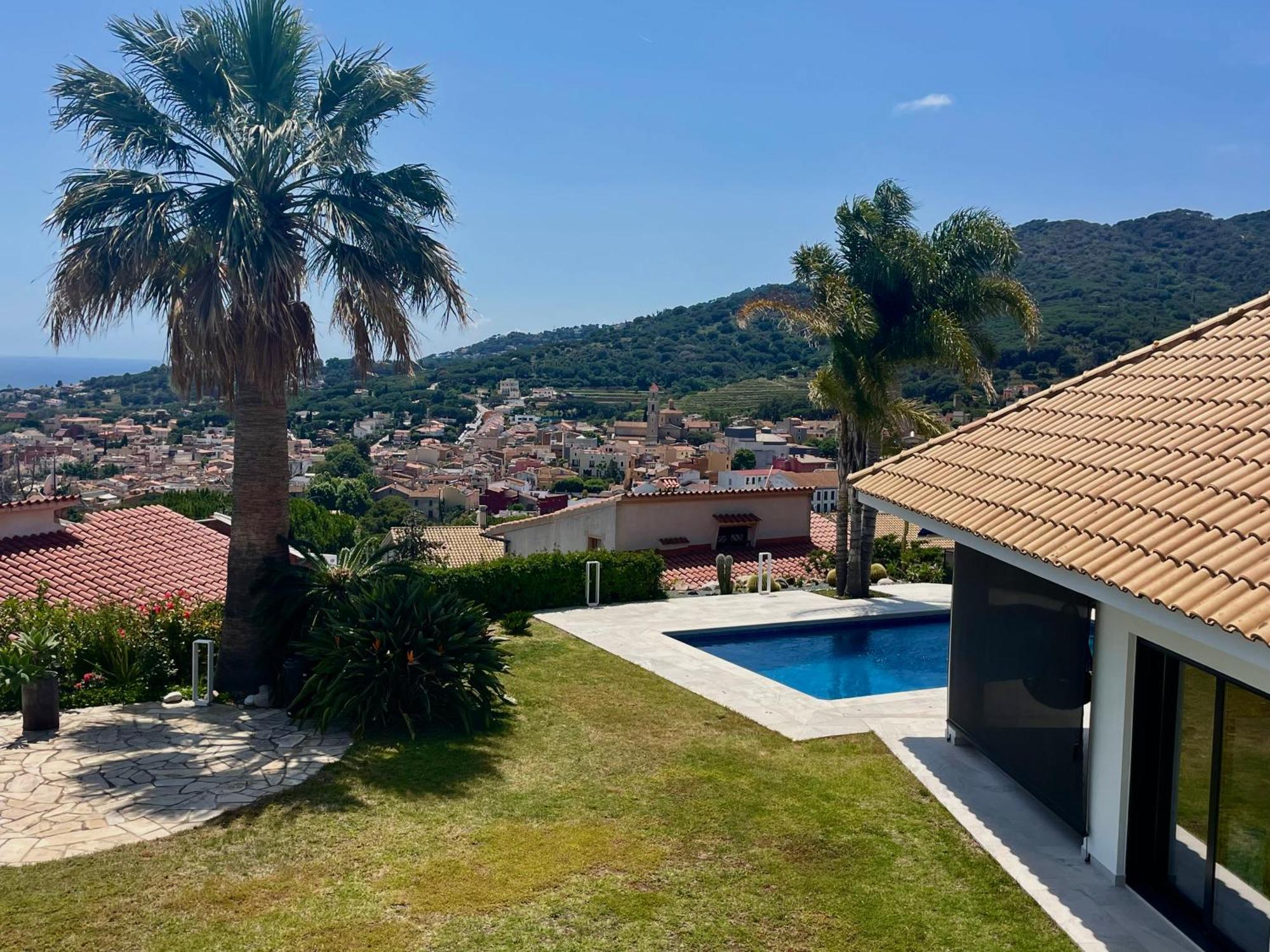 Palm Maresme - Suite With Bathroom And Terrasse With Ocean Views In A Private Villa Vilassar De Dalt Extérieur photo
