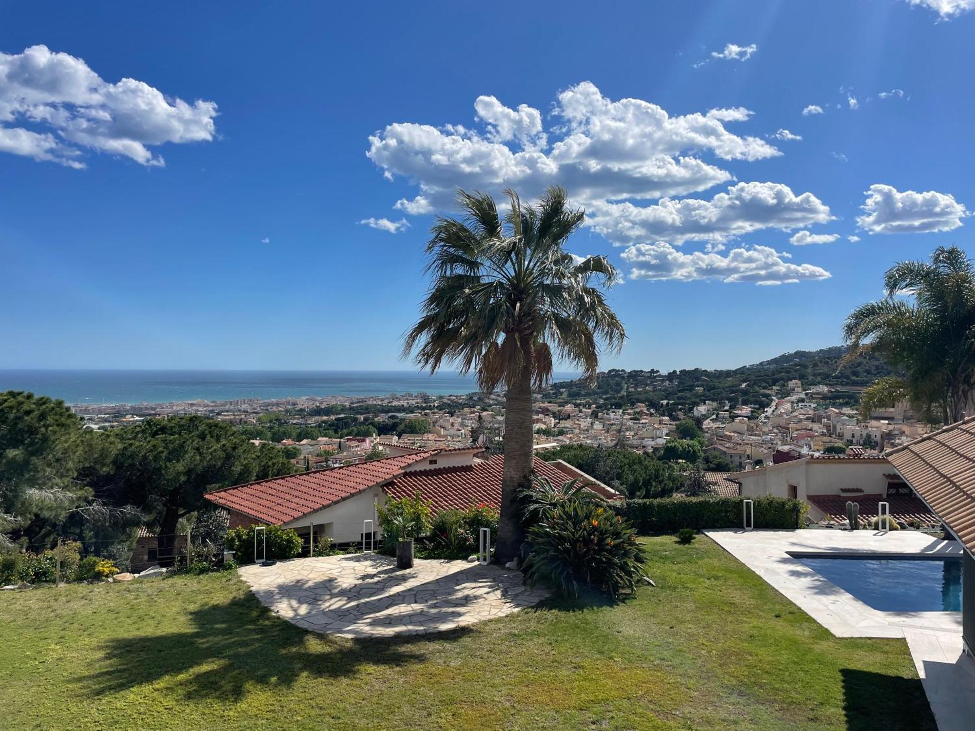 Palm Maresme - Suite With Bathroom And Terrasse With Ocean Views In A Private Villa Vilassar De Dalt Extérieur photo