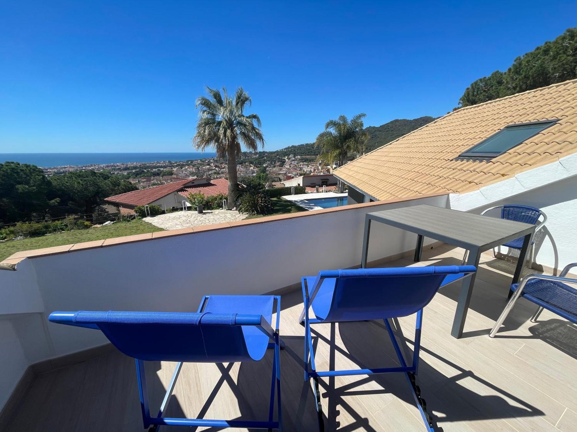 Palm Maresme - Suite With Bathroom And Terrasse With Ocean Views In A Private Villa Vilassar De Dalt Extérieur photo